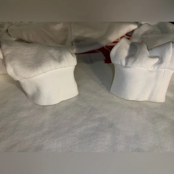 VS PINK~ White Sweatshirt w/ Red Dog Bling Design - Picture 6 of 14